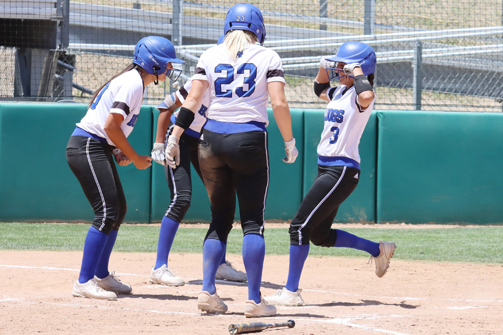 Celeste Casillas (3) hit a three-run home run to lift San Mateo past Mt. San Antonio College. (Photo courtesy CCCAA)