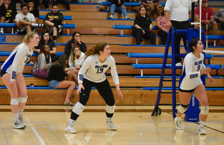 Thumbnail photo for the CSM Women's Volleyball vs. Fresno City (Oct. 1, 2022) gallery